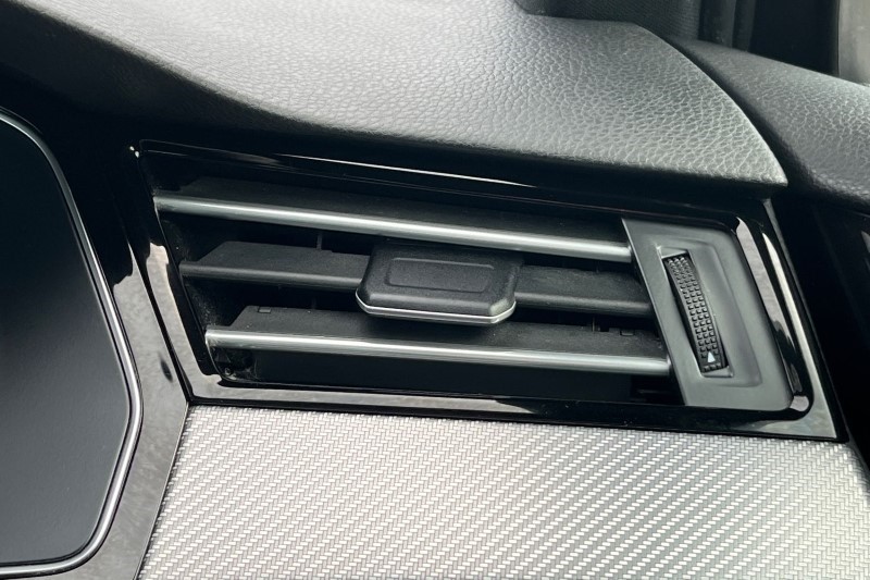 2021 (21) VOLKSWAGEN PASSAT 2.0 TDI EVO SCR R-Line 5dr DSG 3580129