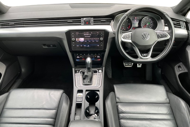 2021 (21) VOLKSWAGEN PASSAT 2.0 TDI EVO SCR R-Line 5dr DSG 3580109