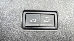 2021 (21) VOLKSWAGEN PASSAT 2.0 TDI EVO SCR R-Line 5dr DSG 3580136