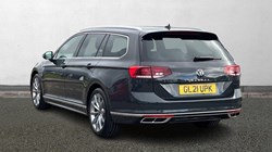 2021 (21) VOLKSWAGEN PASSAT 2.0 TDI EVO SCR R-Line 5dr DSG 3580102