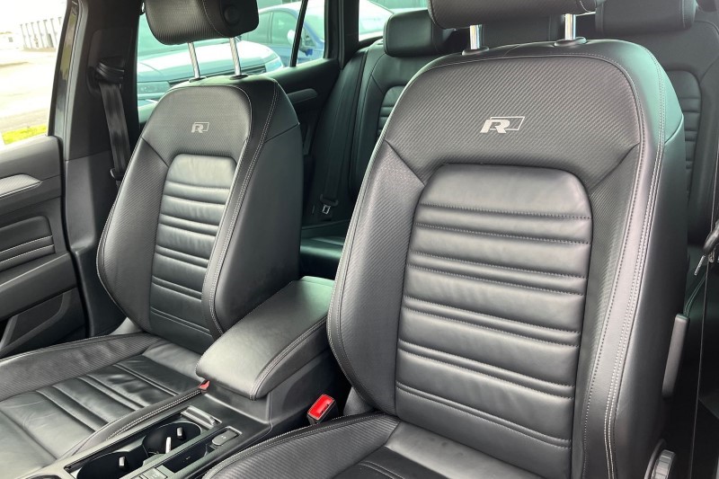 2021 (21) VOLKSWAGEN PASSAT 2.0 TDI EVO SCR R-Line 5dr DSG 3580133