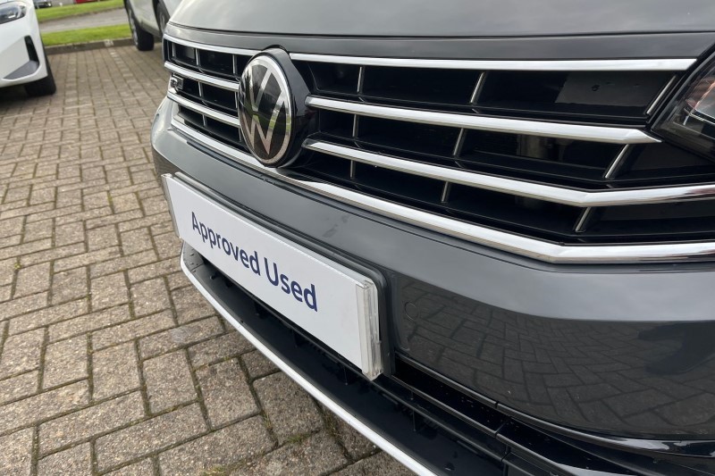 2021 (21) VOLKSWAGEN PASSAT 2.0 TDI EVO SCR R-Line 5dr DSG 3580140
