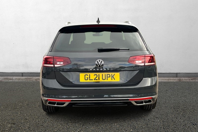 2021 (21) VOLKSWAGEN PASSAT 2.0 TDI EVO SCR R-Line 5dr DSG 3580106
