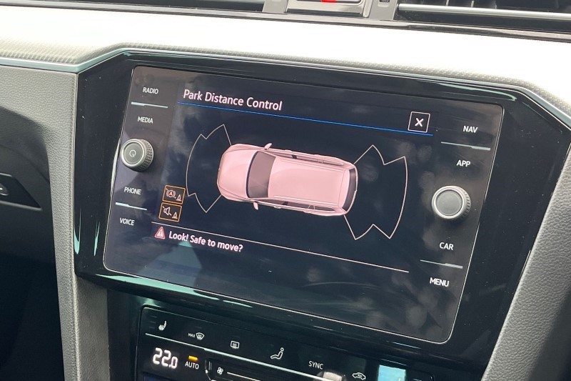 2021 (21) VOLKSWAGEN PASSAT 2.0 TDI EVO SCR R-Line 5dr DSG 3580124