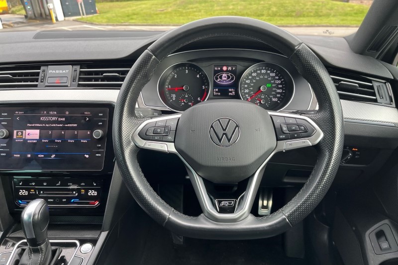 2021 (21) VOLKSWAGEN PASSAT 2.0 TDI EVO SCR R-Line 5dr DSG 3580117