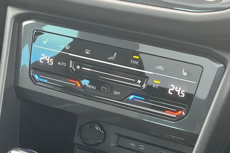 2023 (23) VOLKSWAGEN TIGUAN 2.0 TSI 320 4Motion R 5dr DSG 3578649