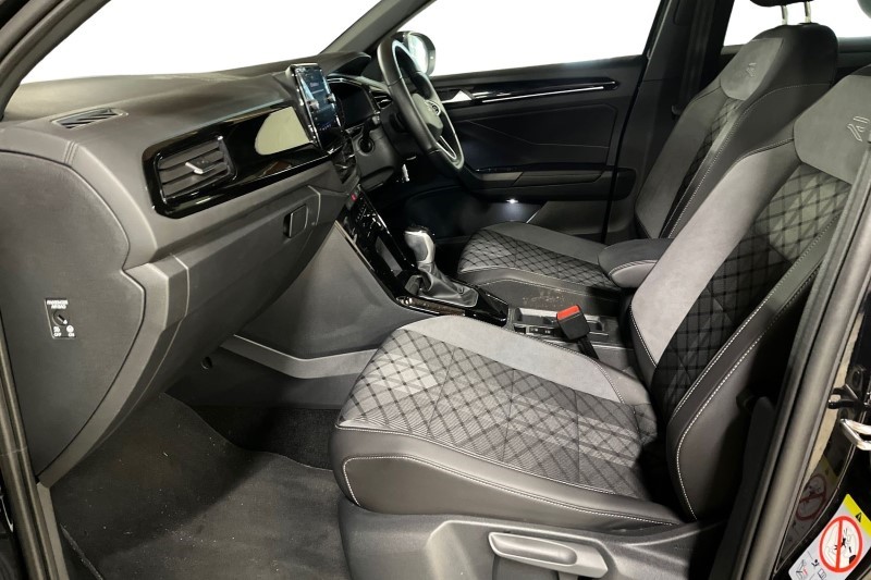 2023 (23) VOLKSWAGEN T-ROC 1.5 TSI EVO R-Line 5dr DSG 3592440