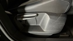 2023 (23) VOLKSWAGEN T-ROC 1.5 TSI EVO R-Line 5dr DSG 3592451