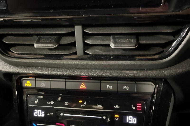 2023 (23) VOLKSWAGEN T-ROC 1.5 TSI EVO R-Line 5dr DSG 3592466