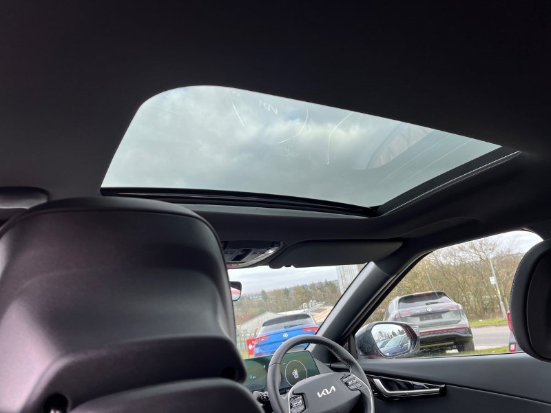 2024 (74) KIA EV6 166kW GT Line S 77.4kWh 5dr Auto 4042709