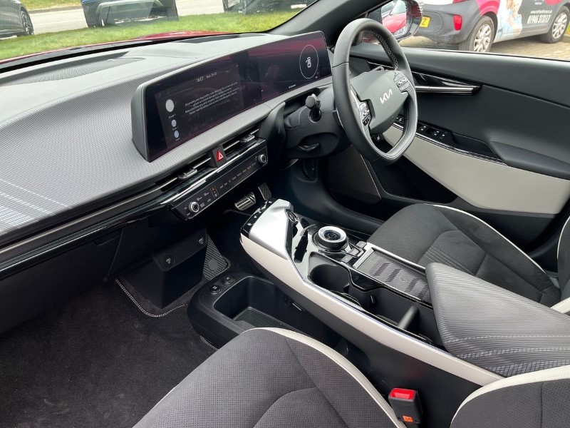 2024 (74) KIA EV6 166kW GT Line S 77.4kWh 5dr Auto 4042734
