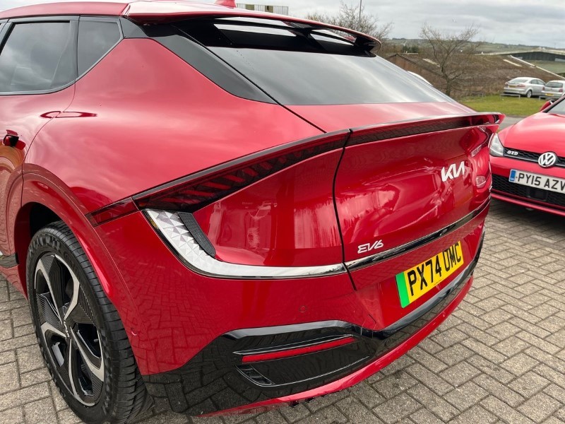2024 (74) KIA EV6 166kW GT Line S 77.4kWh 5dr Auto 4042743