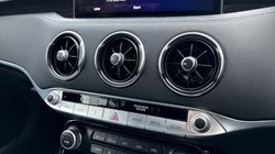2022 (71) KIA STINGER 3.3 T-GDi 361 GT S 5dr Auto 3581580