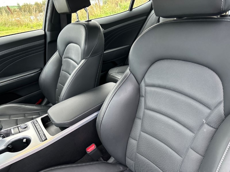 2022 (71) KIA STINGER 3.3 T-GDi 361 GT S 5dr Auto 3581582