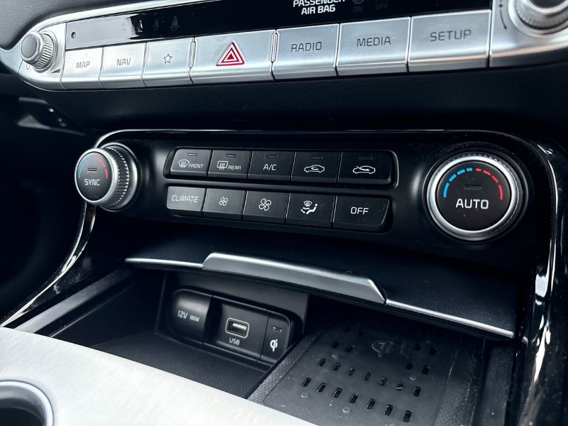 2022 (71) KIA STINGER 3.3 T-GDi 361 GT S 5dr Auto 3581578