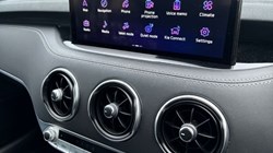 2022 (71) KIA STINGER 3.3 T-GDi 361 GT S 5dr Auto 3581575