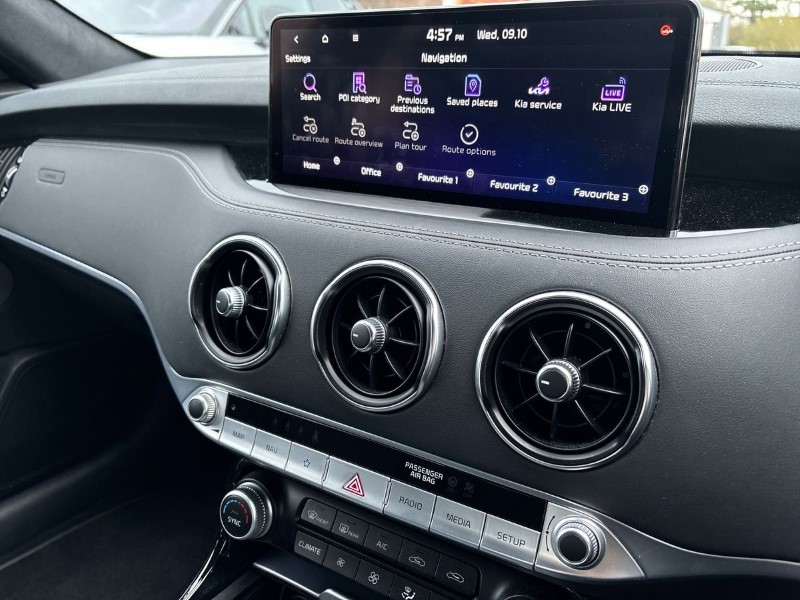 2022 (71) KIA STINGER 3.3 T-GDi 361 GT S 5dr Auto 3581576