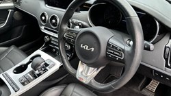 2022 (71) KIA STINGER 3.3 T-GDi 361 GT S 5dr Auto 3581564