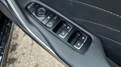 2022 (71) KIA STINGER 3.3 T-GDi 361 GT S 5dr Auto 3581567