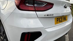2021 (21) KIA CEED 1.5T GDi ISG GT-Line 5dr 3587352