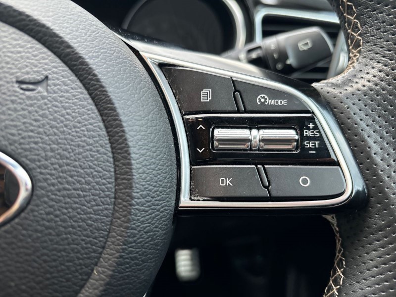 2021 (21) KIA CEED 1.5T GDi ISG GT-Line 5dr 3587337