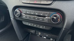2021 (21) KIA CEED 1.5T GDi ISG GT-Line 5dr 3587342