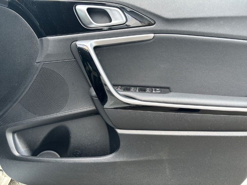 2021 (21) KIA CEED 1.5T GDi ISG GT-Line 5dr 3587329