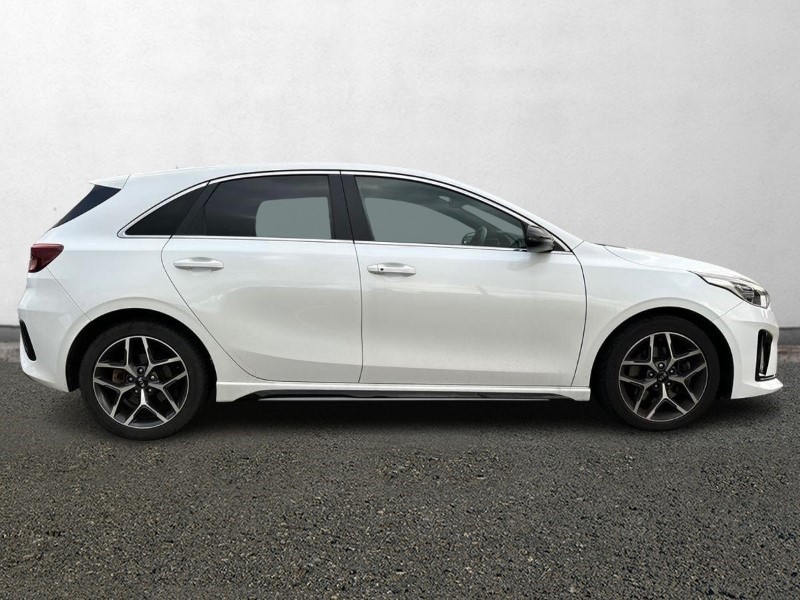 2021 (21) KIA CEED 1.5T GDi ISG GT-Line 5dr 3587323