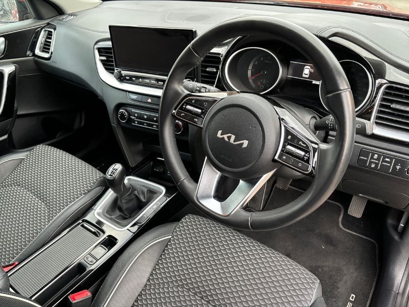 2022 (22) KIA XCEED 1.0T GDi ISG Connect 5dr 3590883