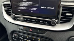 2022 (22) KIA XCEED 1.0T GDi ISG Connect 5dr 3590898