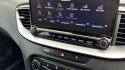 2022 (22) KIA XCEED 1.0T GDi ISG Connect 5dr 3590895