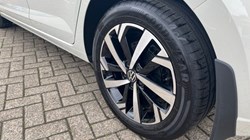 2025 (74) VOLKSWAGEN POLO 1.0 TSI Match 5dr 4334455