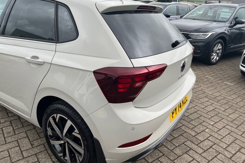 2025 (74) VOLKSWAGEN POLO 1.0 TSI Match 5dr 4334460