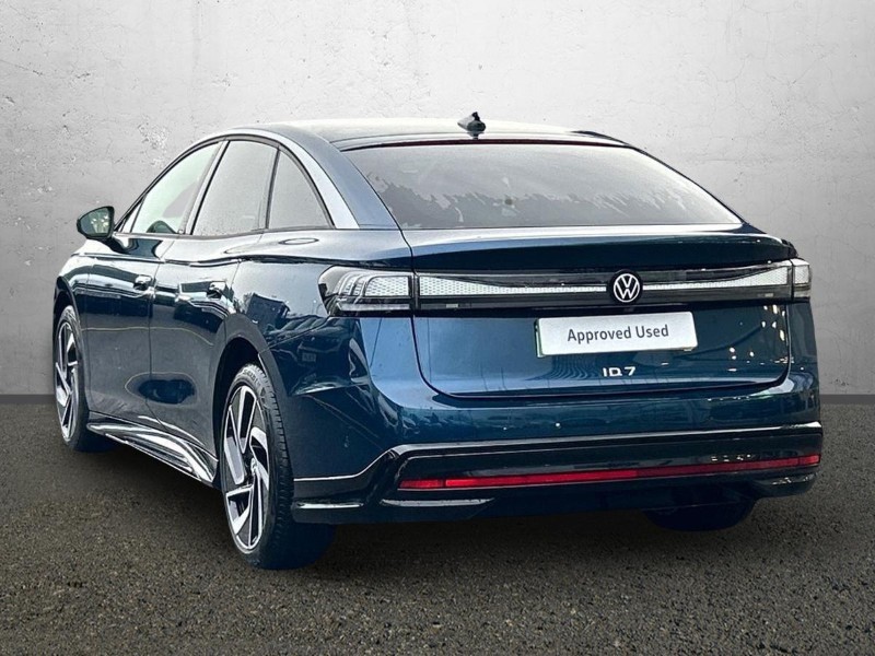 2025 (75) VOLKSWAGEN ID.7 210kW Match Pro Plus 77kWh 5dr Auto