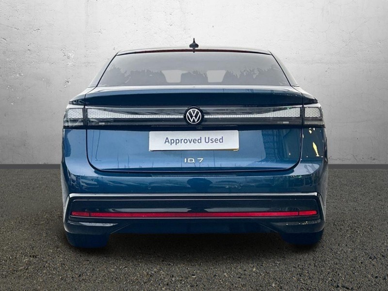 2025 (75) VOLKSWAGEN ID.7 210kW Match Pro Plus 77kWh 5dr Auto 5250599