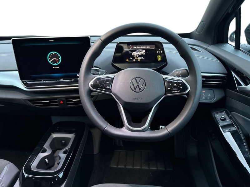 2025 (75) VOLKSWAGEN ID.5 210kW Match Pro 77kWh 5dr Auto 5250568