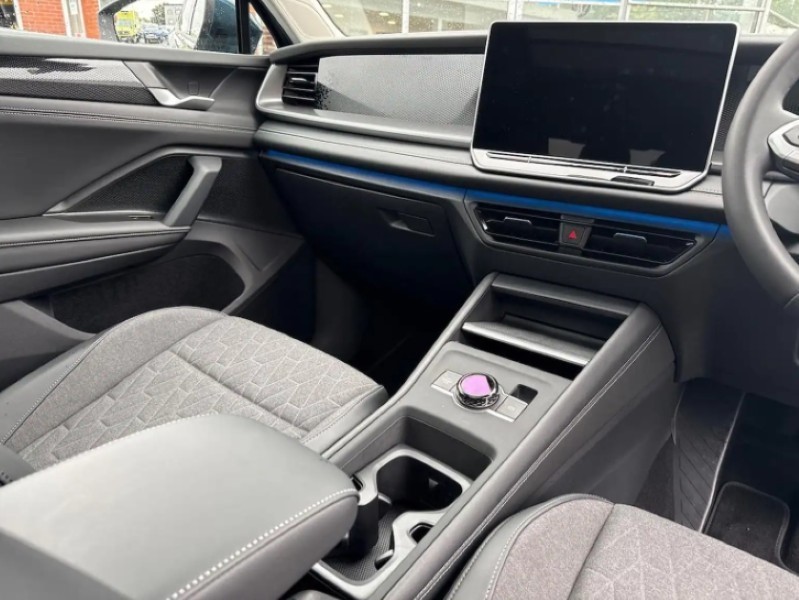 2025 (75) VOLKSWAGEN TAYRON 1.5 TSI eHybrid Match 5dr DSG6 5228864