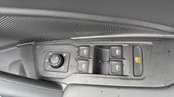 2025 (75) VOLKSWAGEN TAYRON 1.5 TSI eHybrid Match 5dr DSG6 5228872