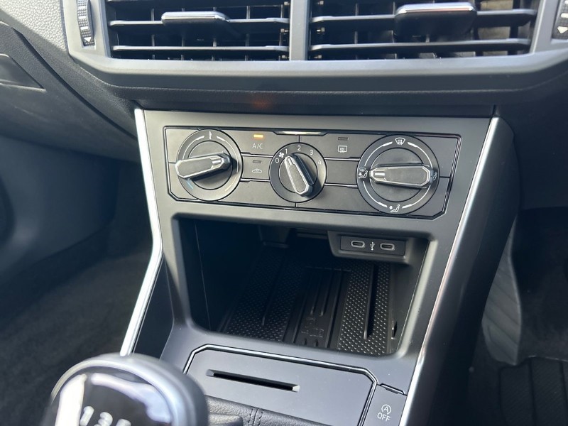 2025 (75) VOLKSWAGEN POLO 1.0 TSI Match 5dr 5250643