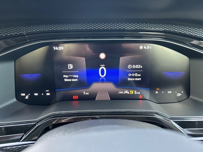 2025 (75) VOLKSWAGEN POLO 1.0 TSI Match 5dr 5250641