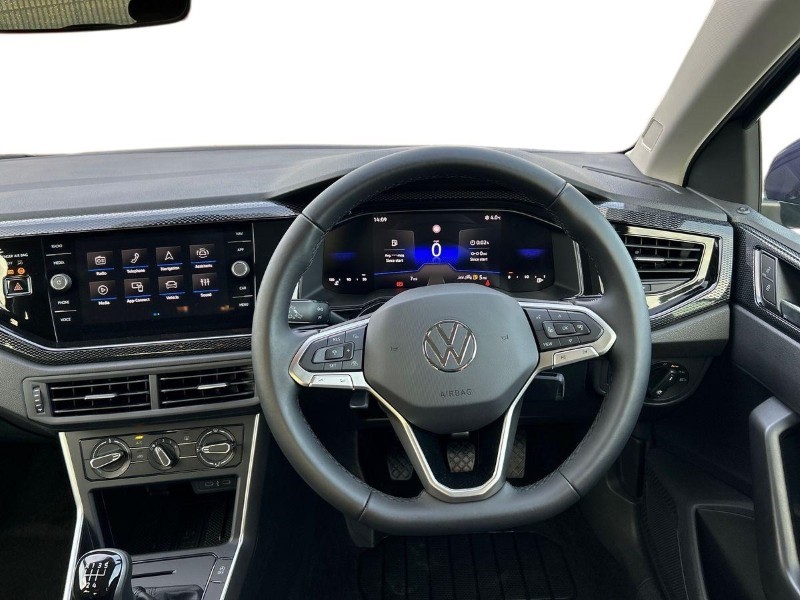 2025 (75) VOLKSWAGEN POLO 1.0 TSI Match 5dr 5250640