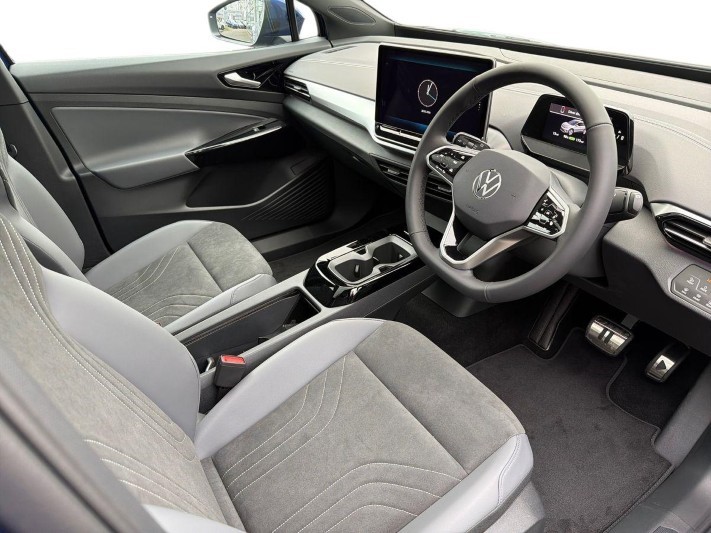 2026 (26) VOLKSWAGEN ID.4 210kW 4MOTION Match Pro 77kWh 5dr Auto 5271356