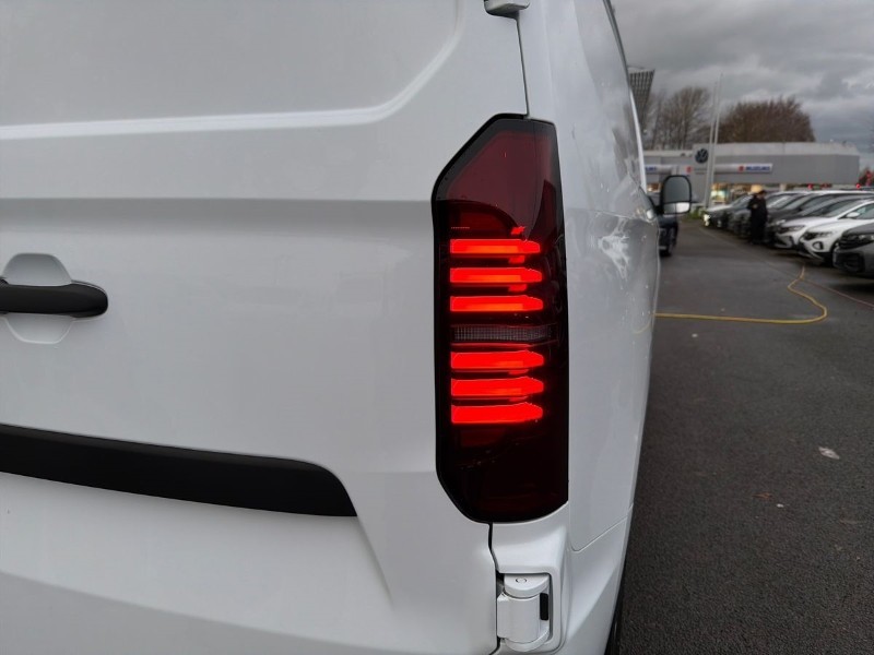 2025 (25) VOLKSWAGEN COMMERCIAL TRANSPORTER 2.0 TDI 110 Commerce Plus Van 5228979