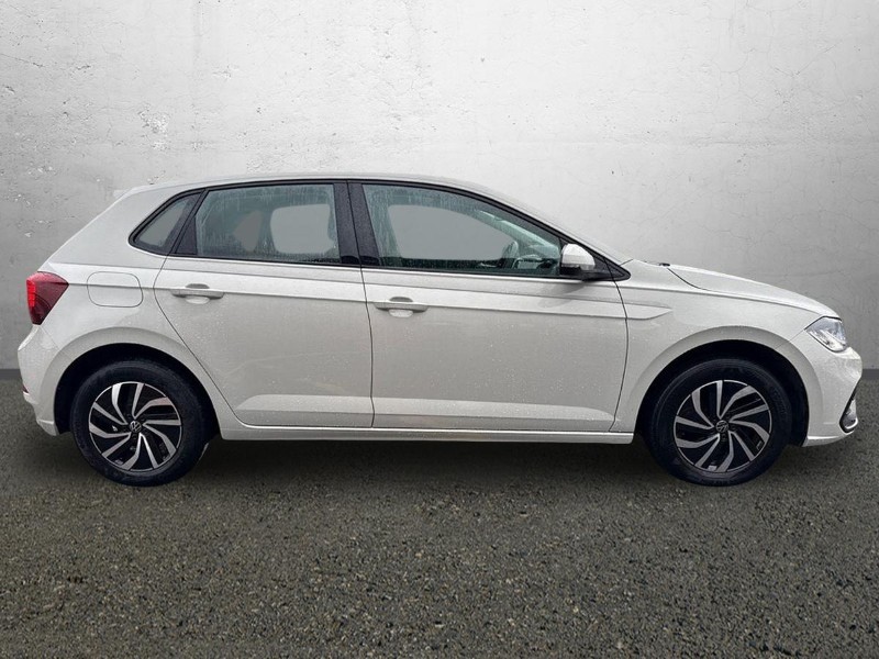 2022 (72) VOLKSWAGEN POLO 1.0 Life 5dr 5230031