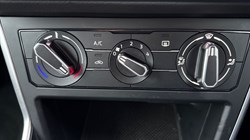 2022 (72) VOLKSWAGEN POLO 1.0 Life 5dr 5230038