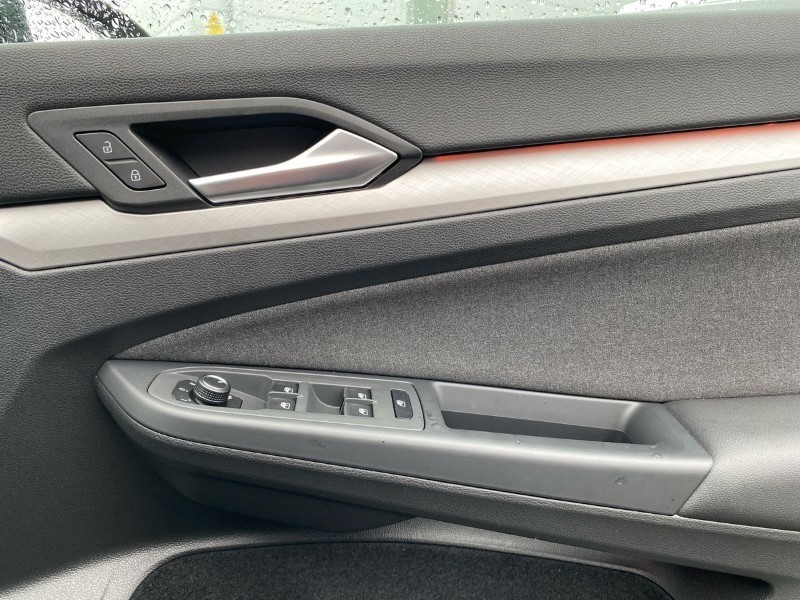 2025 (75) VOLKSWAGEN GOLF 1.5 TSI 204 Match eHybrid 5dr DSG 5228765