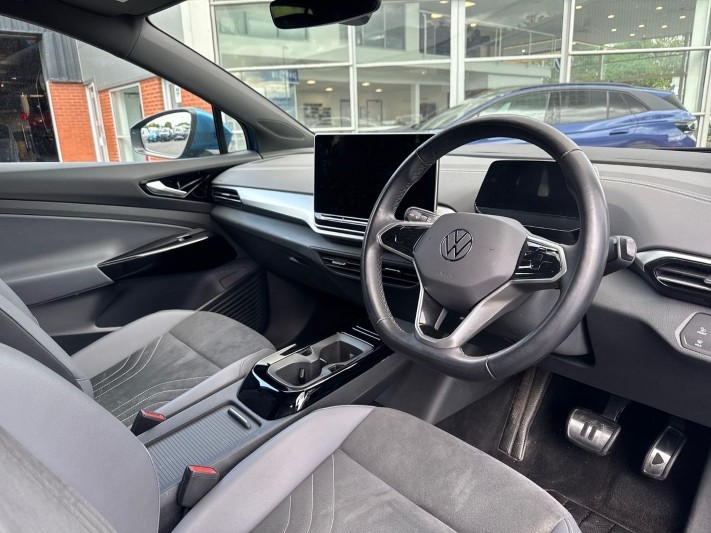 2024 (74) VOLKSWAGEN ID.4 210kW Match Pro 77kWh 5dr Auto 5380922