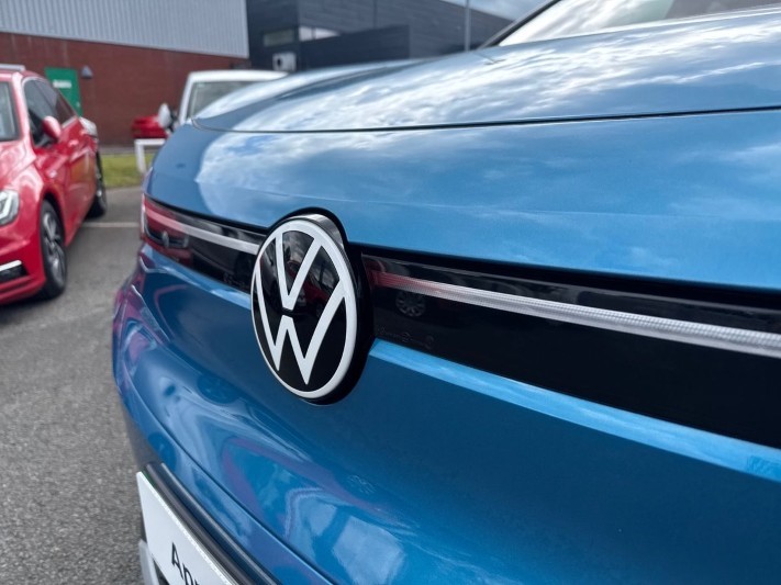 2024 (74) VOLKSWAGEN ID.4 210kW Match Pro 77kWh 5dr Auto 5380953