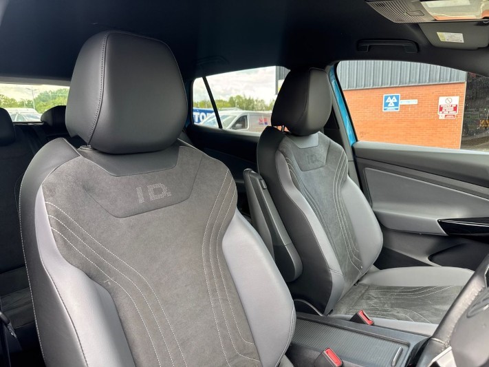 2024 (74) VOLKSWAGEN ID.4 210kW Match Pro 77kWh 5dr Auto 5380928