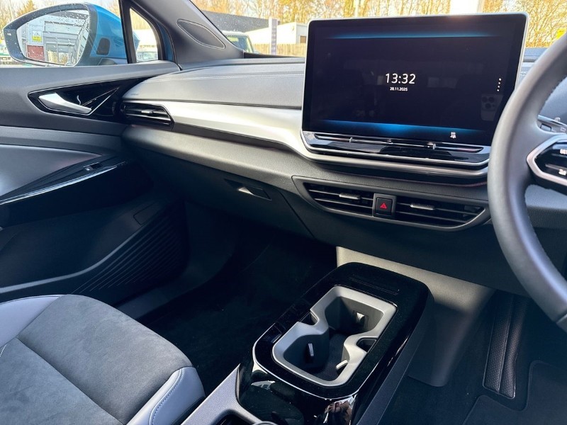 2024 (74) VOLKSWAGEN ID.4 210kW Match Pro 77kWh 5dr Auto 5229776